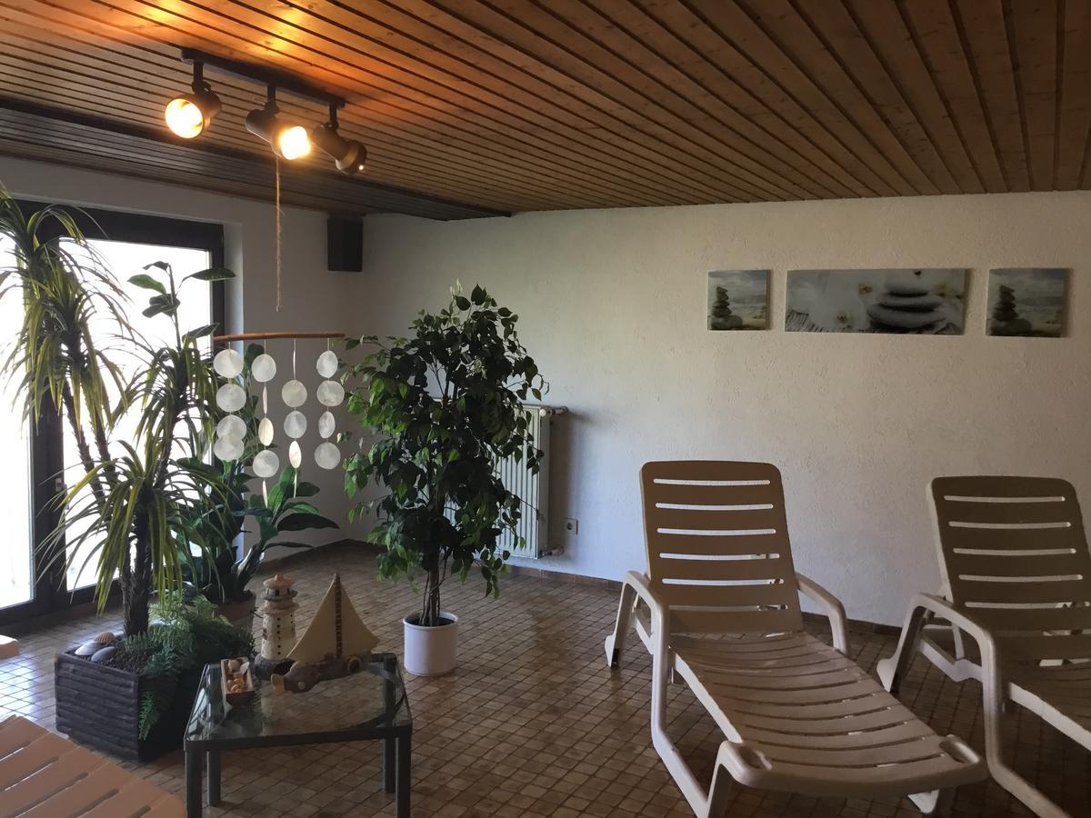 Mosel-Appartements Nehren Целль-ан-дер-Мозель Экстерьер фото